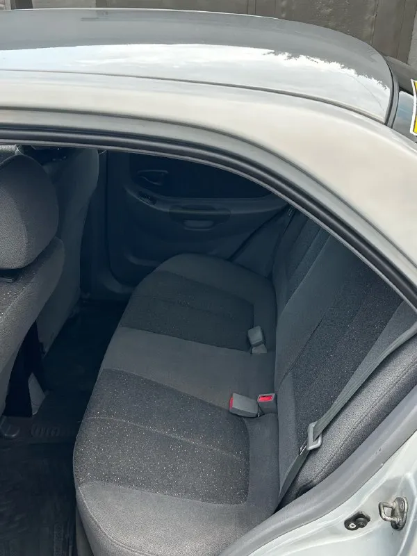 Продам hyundai accent тагаз мт2:
- Цена 425000.+торг;
- Год 2008;
- Мотор 1,5 на 16 клапанов, мкпп;
- Пробег 219550км. ;
- Хорошая комплектация, есть гур, кондиционер, 4 эсп, электрорегулировка зеркал;
- Осмотр г. Мариуполь;
- По документам полный порядок, продажа с переоформлением.
+79495188603 - Богдан.

Автомобиль в хорошем состоянии, мотор/кпп работают без нареканий, вложений не требуют. Двигатель не дымит, тянет отлично, протроев и лишних звуков при работе нет. По кпп все передачи на месте, не хрустит, не гудит, не выбивает. По ходовой всё хорошо, не стучит, не скрепит, отрабатывает как положено, недавно менялись колодки в круг, троса ручника, задние ступичные подшипники, втулки стабилизатора и косточки, на данный момент вложений не требует.
Салон в отличном состоянии, полностью комплектный, всё что должно работать - работает, не затертый, не прокуренный, в салоне приятно находится. Хорошая комплектация, обеспечивает комфортную езду. - фотография - 6