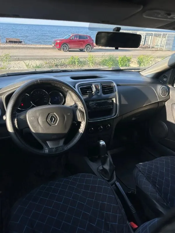 Продам: renault logan 2015
❗Цена: 530.000 руб❗
Топливо: бензин
Тип кпп: механическая
✅ Пробег: 300.000 км (оригинальный - трассовый)
Дополнительная информация:
- Автомобиль в отличном состоянии, вложений не требует. Гаражное хранение. В такси не работал!
Масло, фильтра, колодки, резина - заменены.
✅ Кузов: оцинкованный, есть незначительные сколы и царапины.
- По ходовой части без нареканий, ручник работает!
✅ Двигатель: 1.6л - работает отлично, масло не расходует.
✅ Комплектация:
- Кондиционер (работает)
- Гидроусилитель руля
- Стеклоподъемники, airbag
- 2 Комплекта колес / 2 ключа
✅ Документы:
- Техосмотр пройден❗️
- Без штрафов и ограничений, продажа с переоформлением в мрео❗
📍Г. Донецк, калининский р-н.
📞🇷🇺Звоните: +7 (949) 470-15-30 - фотография - 6