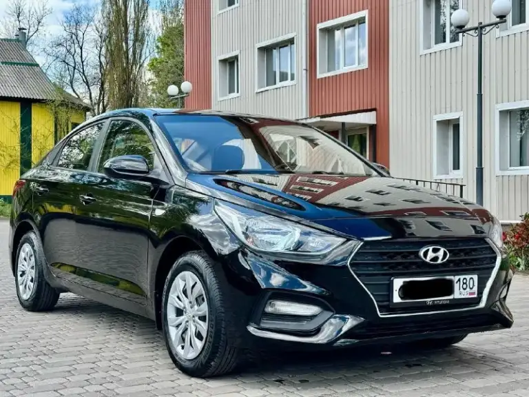 Hyundai solaris 1.6 механика (123 л. С. ), 2019г цена 1 150 000 руб.
Состояние — идеал! Без рыжиков, без сварных порогов, оригинальная краска (проверяется толщиномером).
Пробег 117 000 км. Я одни хозяин.
Комплектация: кондиционер, подогрев сидений и зеркал, камера заднего вида, круиз-контроль, led-фары.
Обслуживание: запчасти только оригинал/ автомобиль только лишний недавно прошел т/во
Двигатель 1.6 – в отличном состоянии.
(Состояние новой).
В машине салон как новый.
Автомобиль всегда находится в гараже зимой летом.
Осмотра). В донецке.
Звоните / пишите в любое время.
Телефон +7 949 537 04 17 - фотография - 2