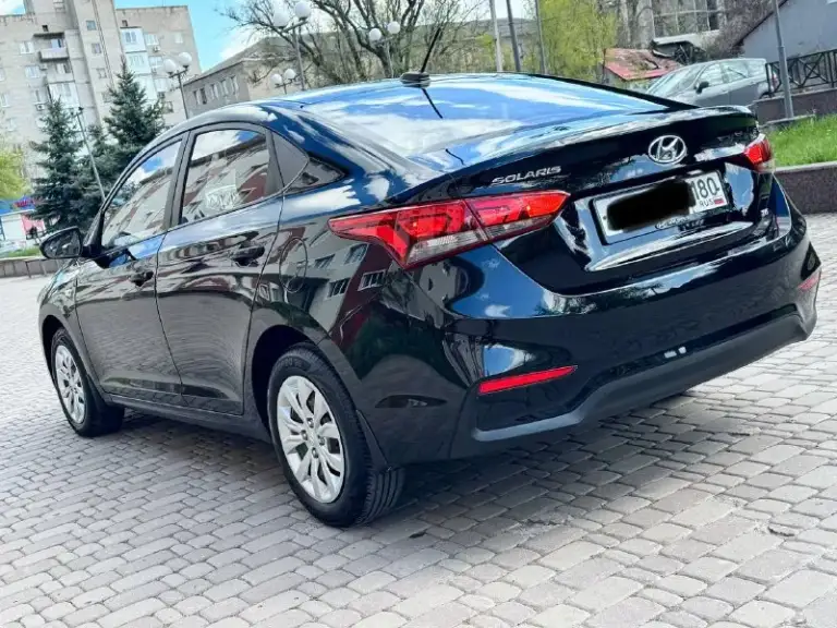 Hyundai solaris 1.6 механика (123 л. С. ), 2019г цена 1 150 000 руб.
Состояние — идеал! Без рыжиков, без сварных порогов, оригинальная краска (проверяется толщиномером).
Пробег 117 000 км. Я одни хозяин.
Комплектация: кондиционер, подогрев сидений и зеркал, камера заднего вида, круиз-контроль, led-фары.
Обслуживание: запчасти только оригинал/ автомобиль только лишний недавно прошел т/во
Двигатель 1.6 – в отличном состоянии.
(Состояние новой).
В машине салон как новый.
Автомобиль всегда находится в гараже зимой летом.
Осмотра). В донецке.
Звоните / пишите в любое время.
Телефон +7 949 537 04 17 - фотография - 7