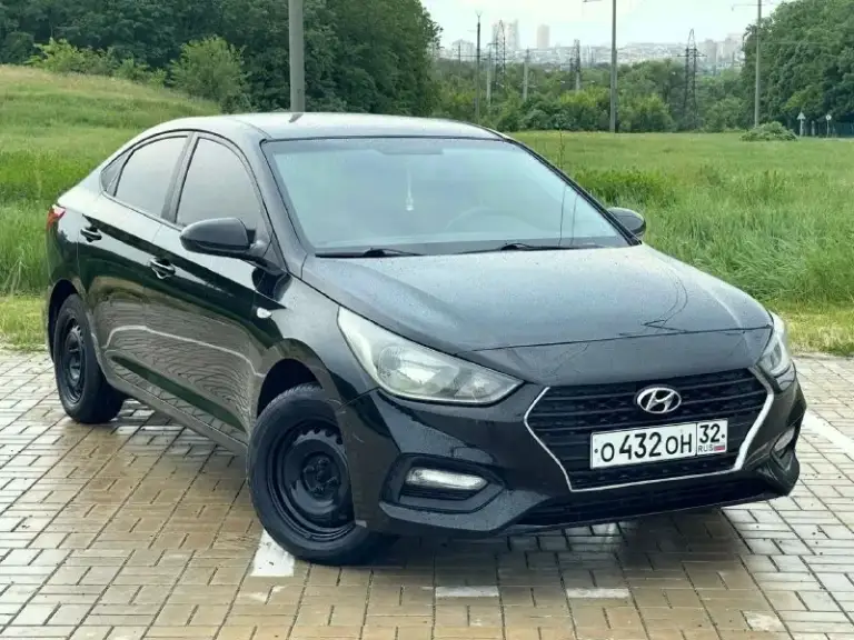 🔥 Hyundai solaris restyling🔥
В шикарном состоянии!
✅Куплен новым в салоне в 2017г
✅Кузов седан
✅Бензиновый (атмосферный)
✅Коробка механика 6 ступка
✅Передний привод
✅Пробег 138.000 тыс. Км
✅Без дтп
🔥Комплектация🔥
✅Сигнализация
✅Лэд в фарах
✅Сигнализация
✅Разъемы под aux usb
✅Разъем 12v
✅Магнитола
✅Тех осмотр пройден, готов к регистрации в мрэо
☑️Есть видео обзор, пишите сброшу

🔥В подарок новому владельцу
Полный бак топлива🔥
✅Донецк. Стоимость1.125.000₽
Тел. +7949-50-800-60
📞 Звоните: +7(949)5080060 - фотография - 1