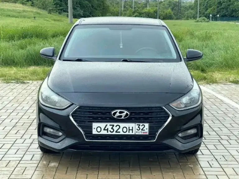 🔥 Hyundai solaris restyling🔥
В шикарном состоянии!
✅Куплен новым в салоне в 2017г
✅Кузов седан
✅Бензиновый (атмосферный)
✅Коробка механика 6 ступка
✅Передний привод
✅Пробег 138.000 тыс. Км
✅Без дтп
🔥Комплектация🔥
✅Сигнализация
✅Лэд в фарах
✅Сигнализация
✅Разъемы под aux usb
✅Разъем 12v
✅Магнитола
✅Тех осмотр пройден, готов к регистрации в мрэо
☑️Есть видео обзор, пишите сброшу

🔥В подарок новому владельцу
Полный бак топлива🔥
✅Донецк. Стоимость1.125.000₽
Тел. +7949-50-800-60
📞 Звоните: +7(949)5080060 - фотография - 5