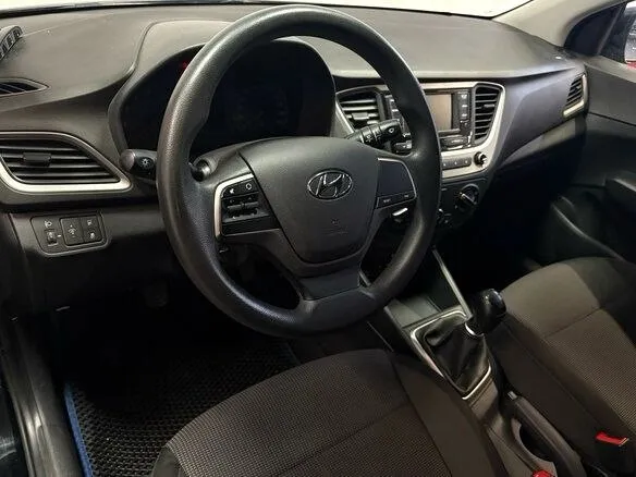 🔥 Hyundai solaris restyling🔥
В шикарном состоянии!
✅Куплен новым в салоне в 2017г
✅Кузов седан
✅Бензиновый (атмосферный)
✅Коробка механика 6 ступка
✅Передний привод
✅Пробег 138.000 тыс. Км
✅Без дтп
🔥Комплектация🔥
✅Сигнализация
✅Лэд в фарах
✅Сигнализация
✅Разъемы под aux usb
✅Разъем 12v
✅Магнитола
✅Тех осмотр пройден, готов к регистрации в мрэо
☑️Есть видео обзор, пишите сброшу

🔥В подарок новому владельцу
Полный бак топлива🔥
✅Донецк. Стоимость1.125.000₽
Тел. +7949-50-800-60
📞 Звоните: +7(949)5080060 - фотография - 9
