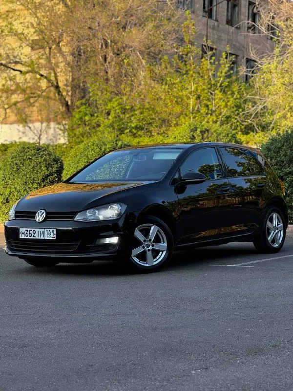 Volkswagen golf mk7 1.2 tsi мкпп 2013 г. В
Лучший авто в своем классе в отличном состоянии с идеальной техникой, честным пробегом подтвержденный автотекой и расходом в городском цикле 6л/100км
По комплектации
-Двухзоный климат-контроль
-Полный электропакет
-Датчик дождя
-Датчик давления шин
-Парктроник перед/зад
-Обогрев зеркал/лобового/форсунок омывателя
-Омыватель фар
-Подогрев сидений
-Мультимедиа aux/bt 8 динамиков
-Серворуль
-Електроручник/autohold
-Eko режим
Салон как в новом авто, хорошая летняя резина!
По машине сделано большое то
Замена всех жидкостей и фильтров, новый комплект грм
Перебрана вся ходовая часть до мелочей, также пружины и аморты новые!!
Авто готово к долгой эксплуатации без вложений!!
Пробег 220 тыс. Км.
Стоимость 795 тыс. Руб
Торг у капота!
Звоните +79495082418(мах)
Тг вотсап +79493811593
📲 Tg: @kloyastarlink
📞 Звоните: +7(949)5082418 - фотография - 2