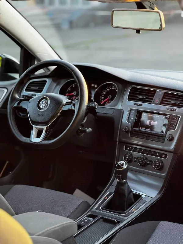 Volkswagen golf mk7 1.2 tsi мкпп 2013 г. В
Лучший авто в своем классе в отличном состоянии с идеальной техникой, честным пробегом подтвержденный автотекой и расходом в городском цикле 6л/100км
По комплектации
-Двухзоный климат-контроль
-Полный электропакет
-Датчик дождя
-Датчик давления шин
-Парктроник перед/зад
-Обогрев зеркал/лобового/форсунок омывателя
-Омыватель фар
-Подогрев сидений
-Мультимедиа aux/bt 8 динамиков
-Серворуль
-Електроручник/autohold
-Eko режим
Салон как в новом авто, хорошая летняя резина!
По машине сделано большое то
Замена всех жидкостей и фильтров, новый комплект грм
Перебрана вся ходовая часть до мелочей, также пружины и аморты новые!!
Авто готово к долгой эксплуатации без вложений!!
Пробег 220 тыс. Км.
Стоимость 795 тыс. Руб
Торг у капота!
Звоните +79495082418(мах)
Тг вотсап +79493811593
📲 Tg: @kloyastarlink
📞 Звоните: +7(949)5082418 - фотография - 7