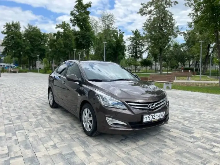 Продам хендай солярис 2015 год 1.6 мкпп 2 собственника одна семья весь кузов в родной краски!техническая часть обслужена, и не требует вложений отличная комплектация!осмотр город мариуполь по всем вопросам звоните цена 985000 тыс рублей +79490261919 - фотография - 3