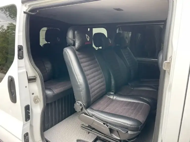 Срочно продам renault трафик 💣 год выпуска-2007. Обьем-2,0 dci. 115 🐎 кпп-механика цвет-белый ⚪️ база-короткая. Машина в хорошем состояние, много вложено средств✅ сделаны очень хорошо фары✅свет отличный 🔥💪 хорошая музыка, установлен дополнительно сабвуфер 🔊 двигатель, после кап ремонта✅ по топливной системе, также все отлично✅ установлены 4 новые форсунки✅ кпп работает отлично✅ не каких посторонних звуков не издает. По ходовой все хорошо✅ из недавнего - новые сален блоке рычагов. - новые шаровые в круг. - новый стабилизатор и втулки. - новые стоечки стабилизатора. - новые стойки, и опорные подшипники. Также 2 комплекта резины. - летняя 🛞 - зима 🛞 вообщем по авто все отлично вложений не каких не требует сел и поехал, документы в полном порядке полное переоформление цена 600 тыс продажа срочная так как нужны деньги тел +79498590527 есть телеграмм и макс звонить в любое время
📞 Звоните: +7(949)8590527 - фотография - 3