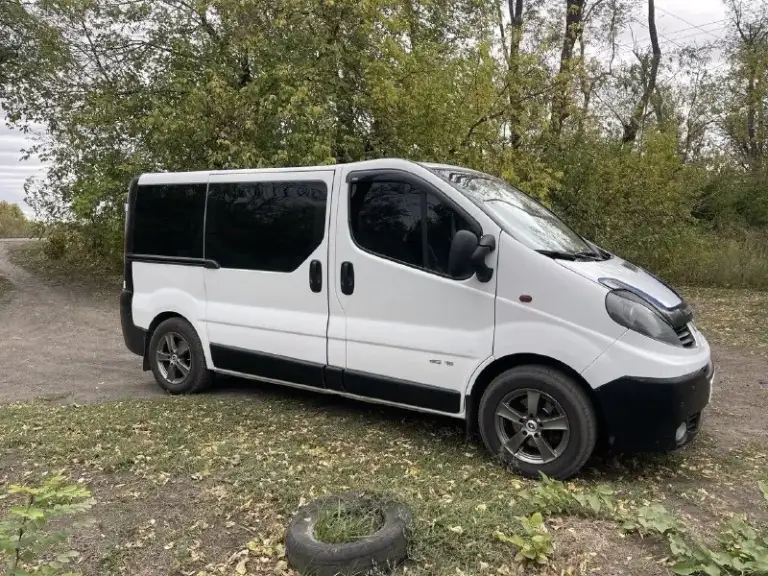 Срочно продам renault трафик 💣 год выпуска-2007. Обьем-2,0 dci. 115 🐎 кпп-механика цвет-белый ⚪️ база-короткая. Машина в хорошем состояние, много вложено средств✅ сделаны очень хорошо фары✅свет отличный 🔥💪 хорошая музыка, установлен дополнительно сабвуфер 🔊 двигатель, после кап ремонта✅ по топливной системе, также все отлично✅ установлены 4 новые форсунки✅ кпп работает отлично✅ не каких посторонних звуков не издает. По ходовой все хорошо✅ из недавнего - новые сален блоке рычагов. - новые шаровые в круг. - новый стабилизатор и втулки. - новые стоечки стабилизатора. - новые стойки, и опорные подшипники. Также 2 комплекта резины. - летняя 🛞 - зима 🛞 вообщем по авто все отлично вложений не каких не требует сел и поехал, документы в полном порядке полное переоформление цена 600 тыс продажа срочная так как нужны деньги тел +79498590527 есть телеграмм и макс звонить в любое время
📞 Звоните: +7(949)8590527 - фотография - 9