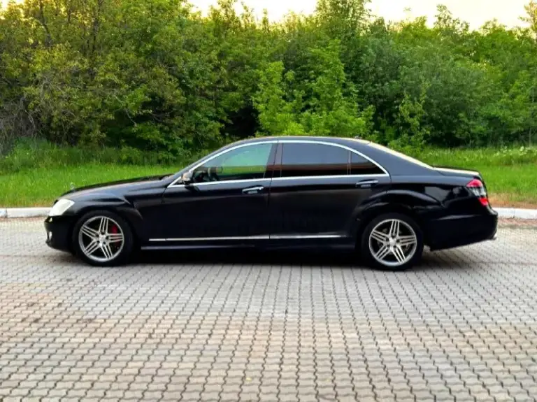 Продам
Mercedes w221 лонг
3.5
Акпп
Год 2006
Пробег 280
Гильзованый в идеальном состоянии, коробка листает без нареканий, черный на чёрном, дотяжки, шторки, климат, подогревы все работает, едет достойно, на выхлопе, есть нюансы по лкп, по документам все в порядке,875000 рублей, донецк, возможен обмен на обмен цена другая, тел+79493152333
📞 Звоните: +7(949)3152333 - фотография - 4