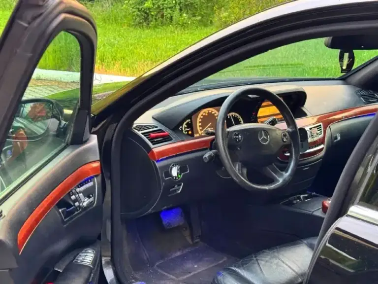 Продам
Mercedes w221 лонг
3.5
Акпп
Год 2006
Пробег 280
Гильзованый в идеальном состоянии, коробка листает без нареканий, черный на чёрном, дотяжки, шторки, климат, подогревы все работает, едет достойно, на выхлопе, есть нюансы по лкп, по документам все в порядке,875000 рублей, донецк, возможен обмен на обмен цена другая, тел+79493152333
📞 Звоните: +7(949)3152333 - фотография - 9