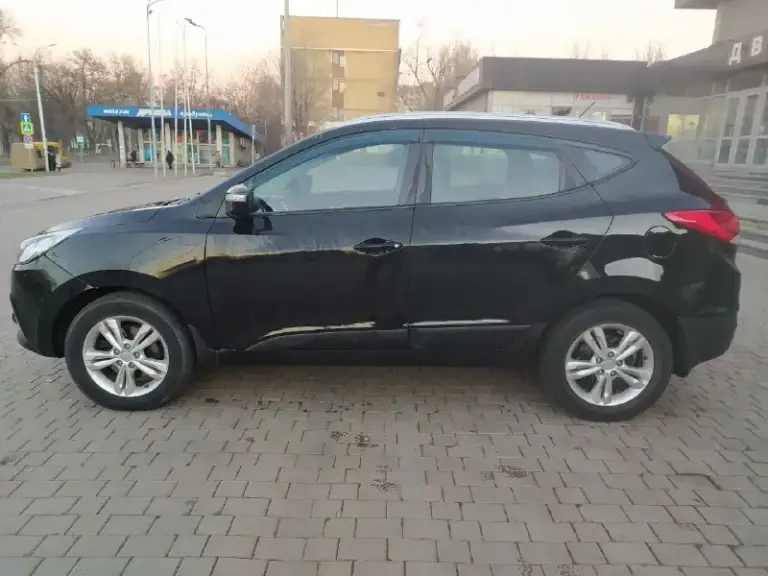 Продаю❗️❗️❗️ hyundai ix 35.чешская сборка! Мотор:2.0 бензин. Год 2012. Пробег159600.акпп. Полный привод. Климат контроль. Подогрев сидений. Мульти руль. Обогрев переднего и заднего стекла. Круиз контроль. Камера заднего вида. Abs. Esp. Датчик дождя. Авто свет. Мотор, коробка в отличном состоянии!в родной краске, небит не крашен!!! Авто полностью обслужено!два ключа. Осмотр донецк ! Цена:1.375000₽. +79493620176.
📞 Звоните: +7(949)3620176 - фотография - 9