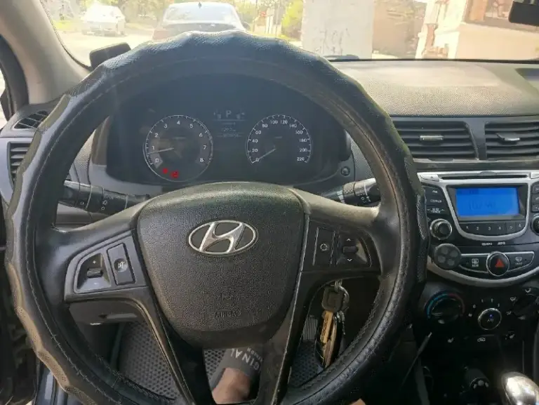 Автор: ▌ продаётся hyundai solaris, 2011 года - коробка передач: автомат. - пробег: 286 000 км. - двигатель: 1.6 л, бензин, газ (не вписан) - комплектация: кондиционер, электростеклоподъёмники, подогрев зеркал, аудиосистема, центральный замок, подогрев зоны дворников. Осмотр: г. Енакиево цена: 570 000₽ торг 📞 звоните: +7 (949) 313-18-01, дмитрий. . . !!!наш телеграм канал [ бесплатное размещение за репост!!! Правила сообщества [ мы в мах [
📞 Звоните: +7(949)3131801 - фотография - 6
