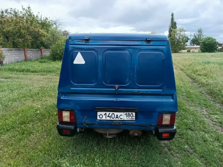 Продам грузовой фургон иж 27125(2006г. В), газ/бензин, машина полностью на ходу сел и поехал, двигатель 1600 см3 работает отлично, кпп не гремит скоростя не вылетают, мост не гудит, ходовая часть в хорошем состоянии, электрика вся исправна, будка съёмная, новый генератор, вакум с главным тормозным цилиндром, безконтактный трамблер, карбюратор, для работы отличная машина, днище целое, продажа по тех. Паспорту(стс и птс), цена 110000 рублей, г. Донецк, кировский район, +7(949)524-49-38
📞 Звоните: +7(949)5244938 - фотография - 5