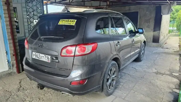 🌟 Продам hyundai санта-фе 🌟 🚗 модель: hyundai santa fe 📅 год выпуска: 2011 🌈 цвет: металлик, глубокий серый 🛣️ пробег: 220 000 💰 цена: 1,150,000 руб. (торг уместен) 🔧 технические характеристики: • двигатель: 2.4 л, 185 л. С. • коробка передач: автоматическая • привод: полный 🎉 особенности: • просторный и комфортный салон • современная мультимедиа система • пакет безопасности: abs, esp, подушки безопасности • система кругового обзора • кожаный салон и подогрев сидений 🌍 почему выбирают hyundai santa fe? Hyundai santa fe — это идеальный выбор для семьи! Надежный, безопасный и экономичный внедорожник, который отлично подходит как для городских поездок, так и для путешествий по бездорожью. 📞 звоните прямо сейчас! Телефон: +7 949 330 33 32 📍 место осмотра: г. Торез не упустите шанс стать владельцем этого замечательного автомобиля! 🚙✨
📞 Звоните: +7(949)3303332 - фотография - 5