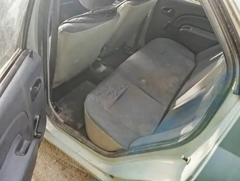 Продам renault логан 2007 года. 111 000км. Пробега. 1 владелец. 1.4 двигатель. Рф учёт. Не гнилой, есть моменты по лкп. Битый бампер. Немного сифонит выхлопная(прям как стингер). Двигатель работает хорошо. По коробке передачи не вылетают. По ходовой требуются небольшие вложения. Комплектация простая. Машина работяга. По цене 260т. Р. Торг есть. Территориально мариуполь. +79490046149.
📞 Звоните: +7(949)0046149 - фотография - 5