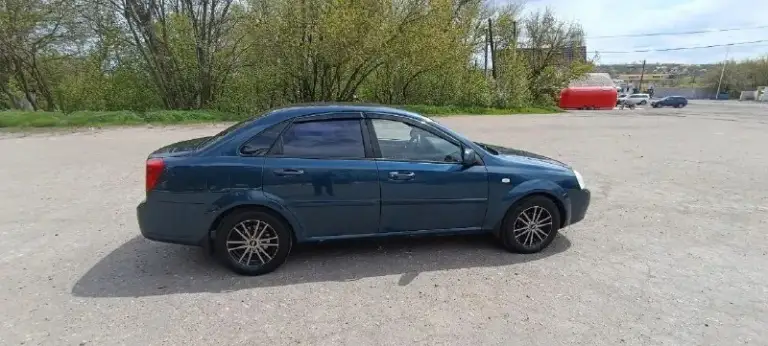 Chevrolet lacetti 2008 1.6 акпп кондиционер❄💨
Я хозяин, владею год. Машина в хорошем 🔥 состоянии работает всё, акпп без нареканий, мотор полностью откапетален коленвал, поршневой, полностью замена клапанов и сделаная голова, весь комплект грм новый и помпа, от блока до заднего бампера новый выхлоп, ходовка без стуков и скрипов! Недавно поменял задние стойки, передние шаровые, стабилизаторы, полностью поменять все патрубки системы охлаждения, термостат, саксофон, новый генератор, два комплекта новой резины этого года, андроид магнитола, хороший свет, туманки линзы, уютный салон, 4 стеклоподъëмника, электро регулировка зеркал, подогрев лобового и заднего стекла, печка жарит. .. Штрафов и запретов нет!!
Причина продажи покупка нового авто!
+79494007941 Андрей 500 000к - фотография - 4