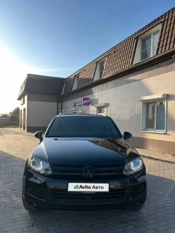 Продам volkswagen touareg 2010 года
Красивый и надежный автомобиль с бензиновым двигателем.

Пробег автомобиля 179000.
Авто в хорошем состоянии. 🚘
Дополнительные фото и вопросы в личное сообщение.

Цена 1🍋800💵 — возможен обмен на bmw или mercedes. Пишите в личный в личные сообщения ( @kotofeyka_mrpl ) станислав
Номера телефона +79495604654 - фотография - 2