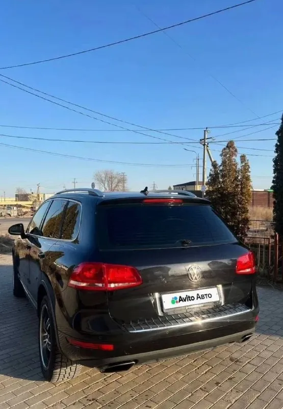 Продам volkswagen touareg 2010 года
Красивый и надежный автомобиль с бензиновым двигателем.

Пробег автомобиля 179000.
Авто в хорошем состоянии. 🚘
Дополнительные фото и вопросы в личное сообщение.

Цена 1🍋800💵 — возможен обмен на bmw или mercedes. Пишите в личный в личные сообщения ( @kotofeyka_mrpl ) станислав
Номера телефона +79495604654 - фотография - 3