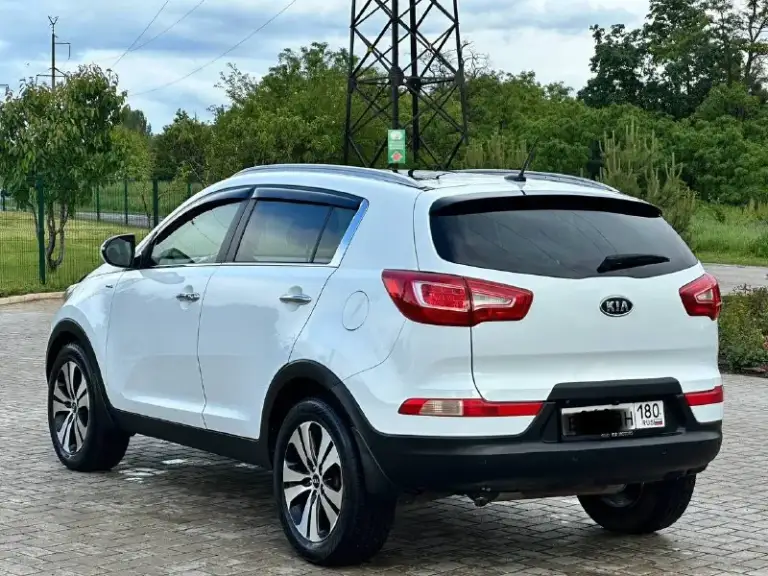 Kia sportage 2012год 4wd
Автомобиль в идеальном состоянии!
Вложений абсолютно не каких не требует,
Полностью обслужена,
Кузов весь в заводском окрасе,
Стекла все родные включая лобовое!
Пробег родной 187тыс, км любые проверки с вашей стороны приветствуется,
Двигатель 2.0 бензин
Коробка автомат самый простой и надежный как говорится!
Комплектация максимальная!
Авто парковка
Панорама
Старт стоп
Авто запуск с ключа
Двухзонный климат контроль
Управление на руле
Андроид система
Carplay
Подогрев сидений всех
Подключаемый полный привод
Складывание зеркал и многое другое!
Также два комплекта резины
С документами полностью порядок
Продажа от собственника
Цена за данный автомобиль
1.325-000₽
Возможно обмен на авто дешевле
Звоните +7949-551-6875
📲 Tg: n_77
📞 Звоните: +7(949)5516875 - фотография - 6