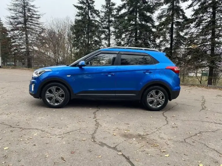 Продам hyundai creta
1.6 Бензин
Год выпуска 2018
Состояние идеальное.
Без вмятин царапин,
Рыжиков п прочего
Пробег 105 тыс км оригинального.
Очень красивый цвет
Сигнализация starline с автозапуском
Вложений не требует!
Любое оформление!
Я втарой хозяин!
Салон не затертый не порваный
Резина новая
Авто полностью обслужен до мелочей
Мотор работает тихо без посторонних звуков (делал эндоскопию состояние как на новом авто). Автотека зеленая
Коробка переключает идеально, плавно
Климат контроль работает
Все жидкости заменил в т. Ч. В коробке !
Стекла все родные, авто в заводском окрасе
Автомобиль мягкий, комфортный с небольшим расходом бензина.
Цена 1.740₽
+7-949-493-67-31
Остальные вопросы по телефону, торг - фотография - 5