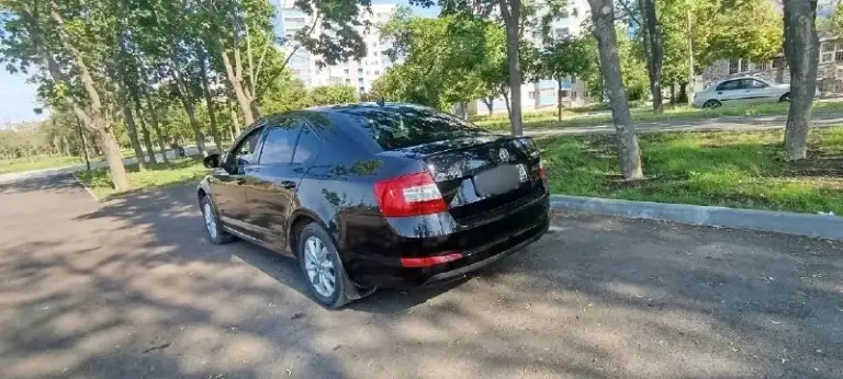 Продам skoda octavia 2014 tsi 1.4 (140л. С. ) 258000км. Цена 1.150.000₽ пред максимальная комплектация, двухзонный климат контроль, мульти-руль, новая резина. Технически обслужен: заменены все расходники и жидкости. Состояние сел и поехал. Тел. +79497058022 г. Мариуполь - фотография - 4