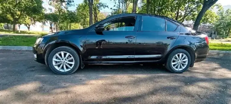 Продам skoda octavia 2014 tsi 1.4 (140л. С. ) 258000км. Цена 1.150.000₽ пред максимальная комплектация, двухзонный климат контроль, мульти-руль, новая резина. Технически обслужен: заменены все расходники и жидкости. Состояние сел и поехал. Тел. +79497058022 г. Мариуполь - фотография - 7