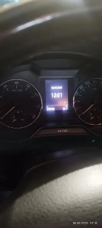 Продам skoda octavia 2014 tsi 1.4 (140л. С. ) 258000км. Цена 1.150.000₽ пред максимальная комплектация, двухзонный климат контроль, мульти-руль, новая резина. Технически обслужен: заменены все расходники и жидкости. Состояние сел и поехал. Тел. +79497058022 г. Мариуполь - фотография - 9