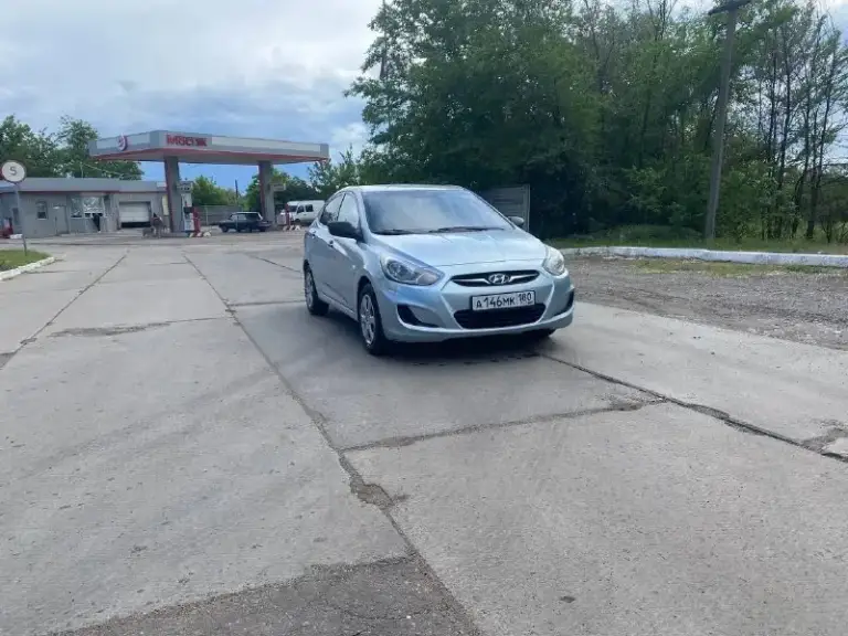 Продам hyundai solaris
1.6 Бензин 2011 года, коробка автомат
Состояние нормальное, ходовая обслужена, мотор работает хорошо пробег 250тыс км
Красивый цвет комплектация:
Сигнализация, стеклоподьемники, гидроусилитель, кондиционер, подушки безопасности,2 ключа
Любое оформление!
Салон в хорошем состоянии
Резина и аккумулятор новые.
Авто обслужен
Мотор работает тихо без посторонних звуков
Стекла все родные,
Автомобиль мягкий, комфортный с небольшим расходом бензина.
Цена 580₽
+7-949-493-67-31 - фотография - 1
