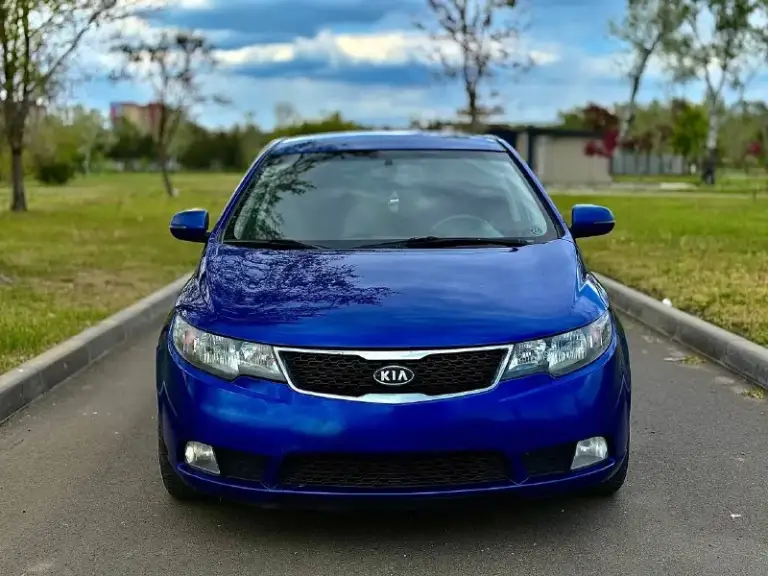 🚙Марка: kia cerato
⚙️Двигатель:1.6
⛽️Вид топлива:бензин
📅Год выпуска:2010
💴Цена:735.000.руб(торг-обмен)
🗺️Пробег:200.000 км
📦:Кпп :механика:6 ступенчатая

Автомобиль в достойном состоянии без вложений по кузову нареканий нету всего лишь два косметических окраса всё остальное в заводском окрасе мотор коробка без нареканий ходовая часть без посторонних звуков недавно проводилась то видео обзор по запросу

Комплектация:
– Кондиционер
– 4 Эсп
– Мультируль
– Эл. Регулировка боковых зеркал
– Подогрев сидений
– Датчик дождя
– Датчик света
– Два ключа

Документальный автомобиль чист готов к любому переоформлению все остальные доп вопросы по ☎️
+7 (949) 500-05-34 Под этим телефоном если telegram max
Город мариуполь - фотография - 1