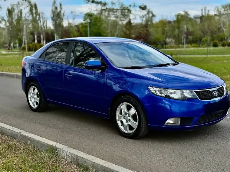 🚙Марка: kia cerato
⚙️Двигатель:1.6
⛽️Вид топлива:бензин
📅Год выпуска:2010
💴Цена:735.000.руб(торг-обмен)
🗺️Пробег:200.000 км
📦:Кпп :механика:6 ступенчатая

Автомобиль в достойном состоянии без вложений по кузову нареканий нету всего лишь два косметических окраса всё остальное в заводском окрасе мотор коробка без нареканий ходовая часть без посторонних звуков недавно проводилась то видео обзор по запросу

Комплектация:
– Кондиционер
– 4 Эсп
– Мультируль
– Эл. Регулировка боковых зеркал
– Подогрев сидений
– Датчик дождя
– Датчик света
– Два ключа

Документальный автомобиль чист готов к любому переоформлению все остальные доп вопросы по ☎️
+7 (949) 500-05-34 Под этим телефоном если telegram max
Город мариуполь - фотография - 2