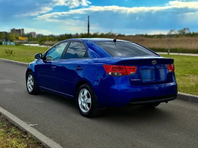 🚙Марка: kia cerato
⚙️Двигатель:1.6
⛽️Вид топлива:бензин
📅Год выпуска:2010
💴Цена:735.000.руб(торг-обмен)
🗺️Пробег:200.000 км
📦:Кпп :механика:6 ступенчатая

Автомобиль в достойном состоянии без вложений по кузову нареканий нету всего лишь два косметических окраса всё остальное в заводском окрасе мотор коробка без нареканий ходовая часть без посторонних звуков недавно проводилась то видео обзор по запросу

Комплектация:
– Кондиционер
– 4 Эсп
– Мультируль
– Эл. Регулировка боковых зеркал
– Подогрев сидений
– Датчик дождя
– Датчик света
– Два ключа

Документальный автомобиль чист готов к любому переоформлению все остальные доп вопросы по ☎️
+7 (949) 500-05-34 Под этим телефоном если telegram max
Город мариуполь - фотография - 5