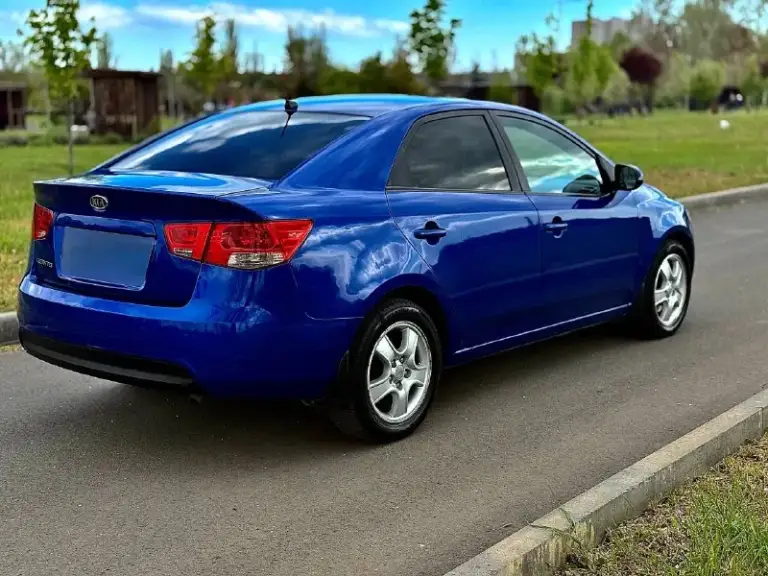 🚙Марка: kia cerato
⚙️Двигатель:1.6
⛽️Вид топлива:бензин
📅Год выпуска:2010
💴Цена:735.000.руб(торг-обмен)
🗺️Пробег:200.000 км
📦:Кпп :механика:6 ступенчатая

Автомобиль в достойном состоянии без вложений по кузову нареканий нету всего лишь два косметических окраса всё остальное в заводском окрасе мотор коробка без нареканий ходовая часть без посторонних звуков недавно проводилась то видео обзор по запросу

Комплектация:
– Кондиционер
– 4 Эсп
– Мультируль
– Эл. Регулировка боковых зеркал
– Подогрев сидений
– Датчик дождя
– Датчик света
– Два ключа

Документальный автомобиль чист готов к любому переоформлению все остальные доп вопросы по ☎️
+7 (949) 500-05-34 Под этим телефоном если telegram max
Город мариуполь - фотография - 6