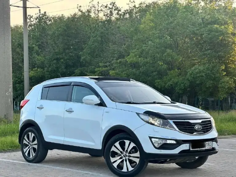 Kia sportage 2012год 4wd
Автомобиль в идеальном состоянии!
Вложений абсолютно не каких не требует,
Полностью обслужена,
Кузов весь в заводском окрасе,
Стекла все родные включая лобовое!
Пробег родной 187тыс, км любые проверки с вашей стороны приветствуется,
Двигатель 2.0 бензин
Коробка автомат самый простой и надежный как говорится!
Комплектация максимальная!
Авто парковка
Панорама
Старт стоп
Авто запуск с ключа
Двухзонный климат контроль
Управление на руле
Андроид система
Carplay
Подогрев сидений всех
Подключаемый полный привод
Складывание зеркал и многое другое!
Также два комплекта резины
С документами полностью порядок
Продажа от собственника
Цена за данный автомобиль
1.375-000₽
▶️Смотреть больше фото◀️
Возможно обмен на авто дешевле
Звоните +7949-551-6875
📲 Tg: n_77
📞 Звоните: +7(949)5516875 - фотография - 1