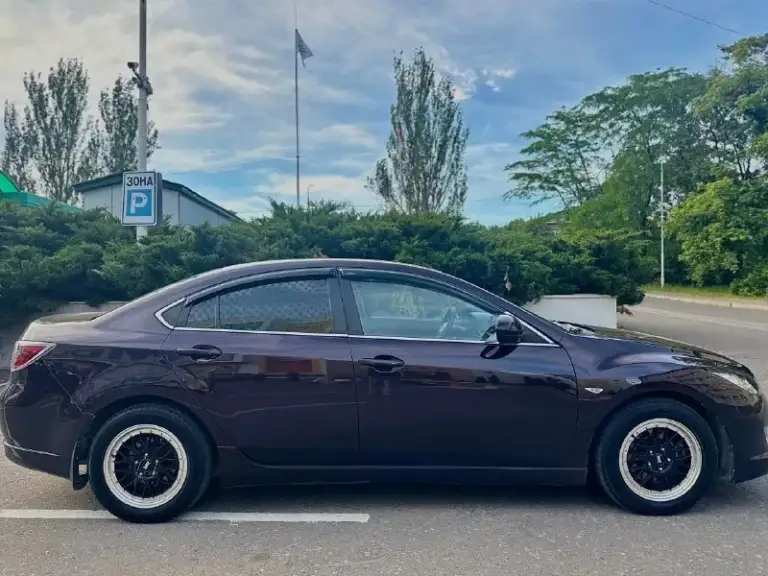 🚗Mazda 6 2.0 2008г. 147 лс
📍Пробег: 307000 км. (родной!)
📍Коробка: мкпп

📍Техническое состояние
В апреле, полностью обслужил ходовую часть, поменял, подушки, рычаги, втулки стабилизаторов, сайлентблоки, подшипники и т. Д. Сзади установлены, резиновые проставки в пружины для поднятия клиренса авто ( для наших дорог в самый раз).
Болячка на этих маздах - рулевая рейка. Установил новую дорогую рейку, за нее можете еще долго не переживать.

Г. Донецк

💵 Цена: 780.000р
С торгом у капота

+79494396926 - фотография - 4
