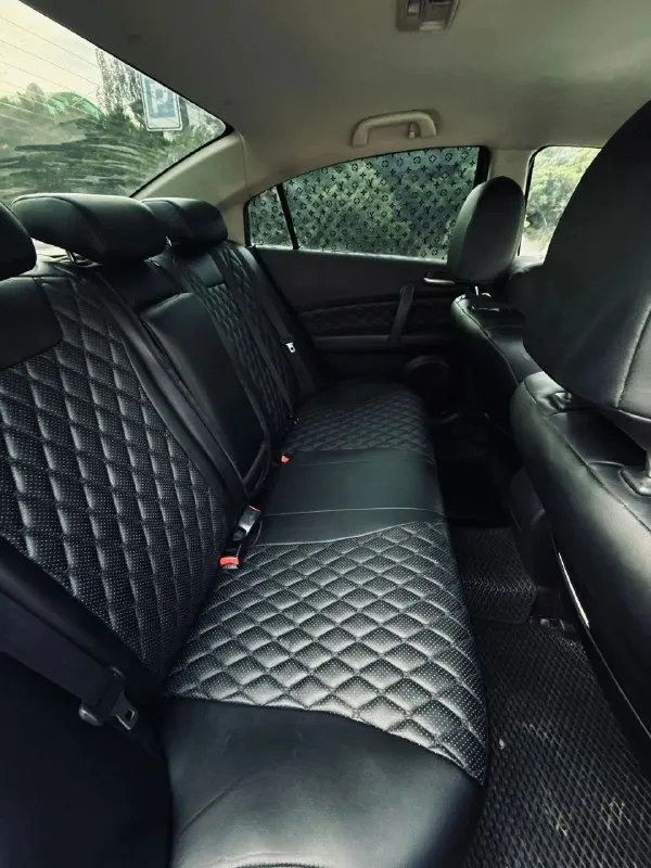 🚗Mazda 6 2.0 2008г. 147 лс
📍Пробег: 307000 км. (родной!)
📍Коробка: мкпп

📍Техническое состояние
В апреле, полностью обслужил ходовую часть, поменял, подушки, рычаги, втулки стабилизаторов, сайлентблоки, подшипники и т. Д. Сзади установлены, резиновые проставки в пружины для поднятия клиренса авто ( для наших дорог в самый раз).
Болячка на этих маздах - рулевая рейка. Установил новую дорогую рейку, за нее можете еще долго не переживать.

Г. Донецк

💵 Цена: 780.000р
С торгом у капота

+79494396926 - фотография - 7