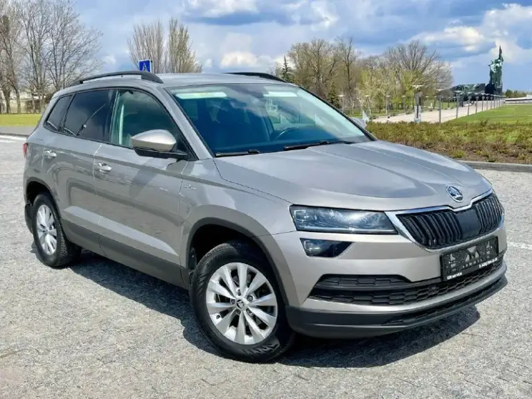 +79495236393
Всем доброго времени суток )
Продаю в городе донецке
Skoda karoq 2021 год рейсталинг
1.4 Турбо бензин 150 сил доработанный надёжный
Автомат айсин 8 ступенчатый
Комплектация жирная hockey edition plus
В родном окрасе ! Без дтп !
Даже бампера не крашенные !
Стекла все родные включая и лобовое !
Автомобиль весь в оригинале !
Каждая единица кузова в родной краске !
По птс 1 хозяин с момента покупки из автосалона
Регулярное обслуживание у официального дилера
Состояние 10 из 10 ! Любые проверки!
Машина без малейшего вложения!
Кузов в первозданном виде
Была очень бережная эксплуатация
Гаражное хранение!
Цена 2 550 000 руб торг
Возможна продажа в кредит !
Помогу оформить автокредит
Также можно и за наличные )
Полное переоформление в мрэо
Звоните +79495236393 моб
+79498281394 Телеграм - фотография - 2