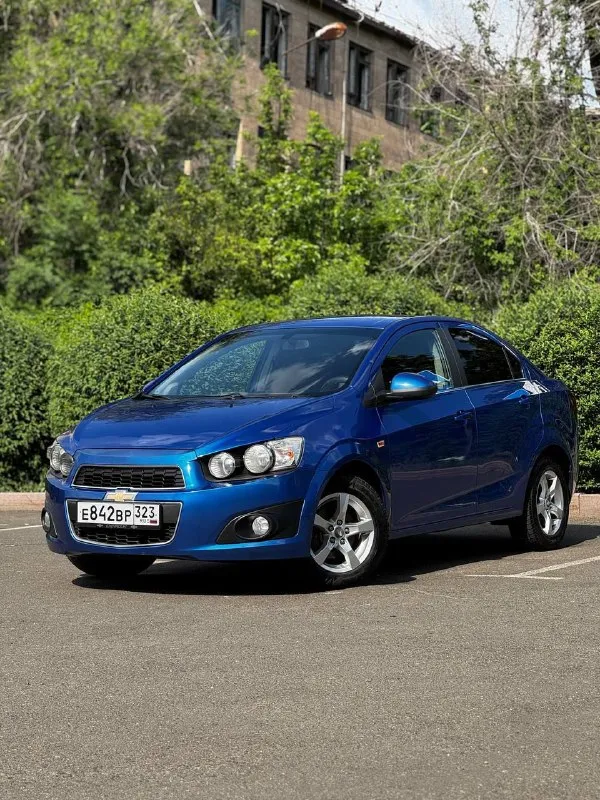 Лучшее предложение в городе!
Chevrolet aveo t 300,с 100% оригинальным пробегом 196000,коробка автомат.

Покупался как первый авто в семье в июне 2025. Сразу после покупки сделал полное то, поменял передние тормозные диски, колодки, обслужил суппорта, заменил все фильтра и масло в двигателе, масло в гур. Куплен новый аккумулятор, обслужен и заправлен кондиционер- морозит отлично, перебран генератор, новая катушка зажигания, свечи поменял 500км назад.
Грм и масло в коробке заменены, есть заказ-наряд

Автомат работает идеально, без пинков и рывков
Двигатель не дымит и масло не ест
Ходовая в отличном состоянии
Кузов ровный и красивый, имеет возрастные коцки, без ржавчины и прочего

Автомобиль в отличном состоянии, вложений не требуется !!!

Максимальная комплектация, я 3-й владелец, вписан в птс, 2 ключа на руках !

Резина свежая зима и лето отдаю с машиной

Нахожусь в г. Донецк, показываю по договоренности ( дружба, мотель и т. Д. )

+79496648195

635 000Р

Всем добра - фотография - 3