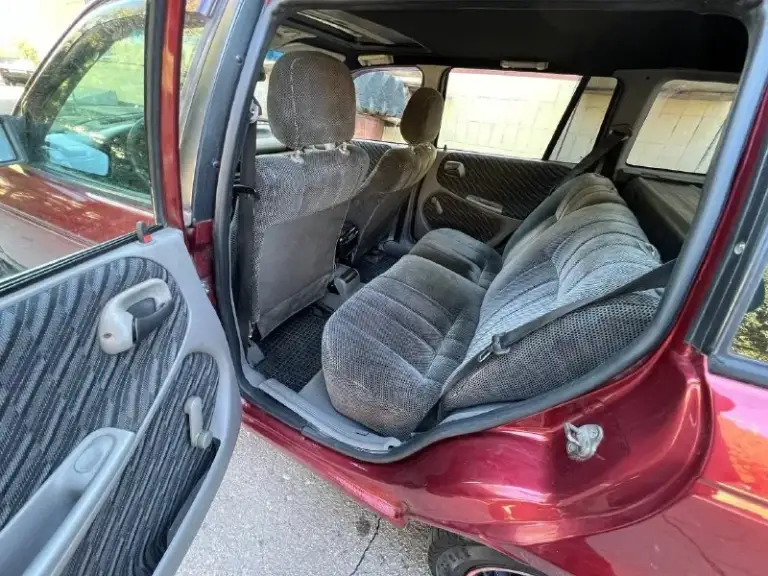 Opel astra f 1993г. C14nz(всë подходит как от ланоса так и для ланоса) универсал на полном ходу, всë работает(но днр учет) машина в одних руках с 2013г. Всë отлично, масло от замены до замены 10w40. Стоит газ евро2, расход газа 7-8л на 100км. Заменено: бензонасос, бензобак, заменено всë вкруг, новые пороги, новая печь, новая решётка радиатора, новые патрубки, новый генератор, провода, новая катушка зажигания, перетянул потолок, ремень грм+помпа, амортизаторы, пружины, рычаги, вся выхлопная и т. Д. Сделал дополнительное включение вентилятора(на лето очень классная штука) машина рабочая во всëм, сел, поехал. ..(последний 2025г. Ездил только по трассе в ростов). По кузову лак полез на дверях, крыльях, капоте. Можно делать, можно нет. Машина не для гонок. Обидно, досадно, но можно и под разбор(((( днр учет 100т. Р. .. +79493850972 иван, донецк
📞 Звоните: +7(949)3850972 - фотография - 3