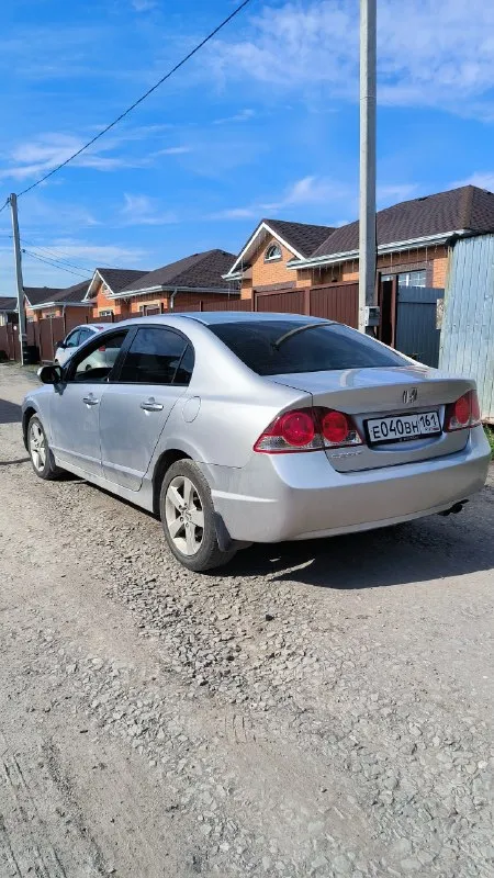 Продаю civic 2008 г. Акпп в максимальной комплектации executive (круиз, климат, лепестки, туманки, складывающиеся зеркала, велюровый салон, at)
Автомобиль в достойном состоянии, полностью обслужен и без каких либо вложений.
Двигатель коробка работают в штатном режиме, двигатель масло не ест, коробка не пинает, салон сохранился так же в отличном состоянии.
Во владении 4 года, за этот период всё что нужно обслуживалась должным образом, на данный момент абсолютно никаких вложений не требует, всё обслужено!
С адекватными людьми торг будет ✅
630.000 Тыс. Руб.
+79895329511 - фотография - 4