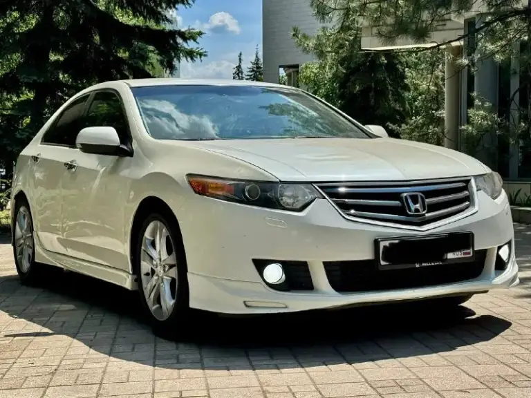 Honda accord types 8
Рест 2009 год очень красивый цвет.
2.4 Мотор. Кожаный салон
Автомобиль дарит не забываемые эмоции !
Проведено то
Из последнего :
Новая резина r18 лето !
Замена масла оригинал в двс
Замена задних тормозных дисков
Замена зад колодки
Замена жидкости тормозной
Заменен был термостат
Новая лямбда
Пробег автомобиля 164.000км
Я один хозяин.
1 300 000 Руб.
За машину не стыдно ! Город донецк
Звоните по номеру : +7949 537 04 17 - фотография - 4