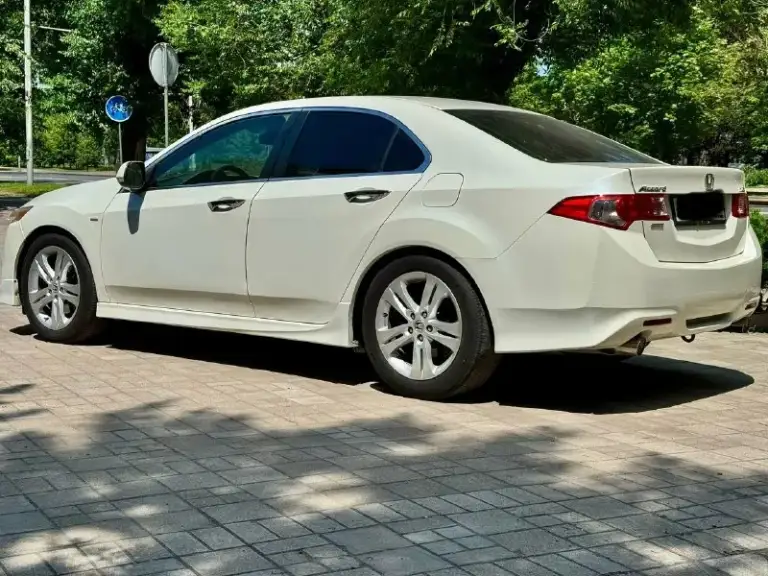 Honda accord types 8
Рест 2009 год очень красивый цвет.
2.4 Мотор. Кожаный салон
Автомобиль дарит не забываемые эмоции !
Проведено то
Из последнего :
Новая резина r18 лето !
Замена масла оригинал в двс
Замена задних тормозных дисков
Замена зад колодки
Замена жидкости тормозной
Заменен был термостат
Новая лямбда
Пробег автомобиля 164.000км
Я один хозяин.
1 300 000 Руб.
За машину не стыдно ! Город донецк
Звоните по номеру : +7949 537 04 17 - фотография - 5