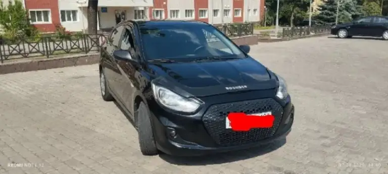 Hyundai solaris 2012г
1,6 Механика 186т км.
Авто в отличном состоянии.          4стеклоподъёмника, электро зеркала, обогрев зеркал, сидений и лобового стекла.
Технически состояние хорошее без нюансов. Полностью обслужен, новый грм, рабочий кондиционер.
Прозрачная история, зелёная автотека, в заводском окрасе без дтп, сигнализация, магнитола, камера заднего вида. Автомобиль полностью обслужен. Сел и поехал. Я хозяин. Переоформление в любом виде.
780000 Руб. Торг. Автомобиль находится в донецке. +79493409187 алексей
📞 Звоните: +7(949)3409187 - фотография - 1