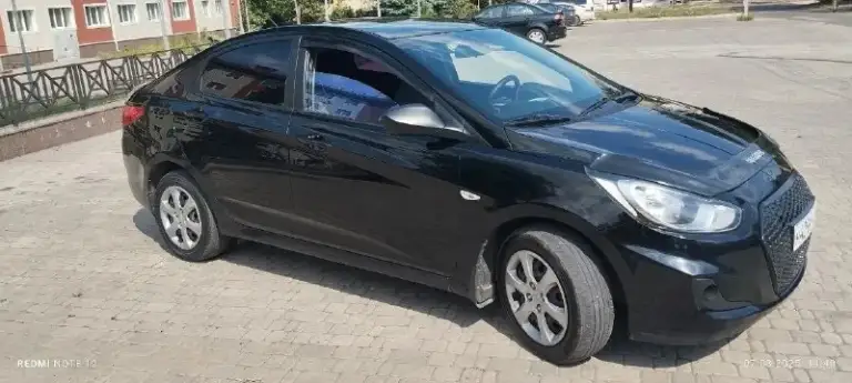 Hyundai solaris 2012г
1,6 Механика 186т км.
Авто в отличном состоянии.          4стеклоподъёмника, электро зеркала, обогрев зеркал, сидений и лобового стекла.
Технически состояние хорошее без нюансов. Полностью обслужен, новый грм, рабочий кондиционер.
Прозрачная история, зелёная автотека, в заводском окрасе без дтп, сигнализация, магнитола, камера заднего вида. Автомобиль полностью обслужен. Сел и поехал. Я хозяин. Переоформление в любом виде.
780000 Руб. Торг. Автомобиль находится в донецке. +79493409187 алексей
📞 Звоните: +7(949)3409187 - фотография - 2