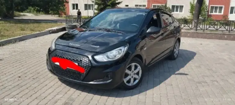 Hyundai solaris 2012г
1,6 Механика 186т км.
Авто в отличном состоянии.          4стеклоподъёмника, электро зеркала, обогрев зеркал, сидений и лобового стекла.
Технически состояние хорошее без нюансов. Полностью обслужен, новый грм, рабочий кондиционер.
Прозрачная история, зелёная автотека, в заводском окрасе без дтп, сигнализация, магнитола, камера заднего вида. Автомобиль полностью обслужен. Сел и поехал. Я хозяин. Переоформление в любом виде.
780000 Руб. Торг. Автомобиль находится в донецке. +79493409187 алексей
📞 Звоните: +7(949)3409187 - фотография - 6
