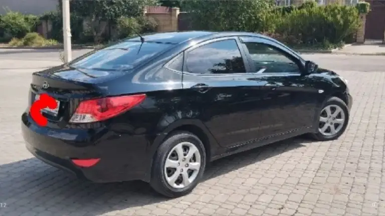 Hyundai solaris 2012г
1,6 Механика 186т км.
Авто в отличном состоянии.          4стеклоподъёмника, электро зеркала, обогрев зеркал, сидений и лобового стекла.
Технически состояние хорошее без нюансов. Полностью обслужен, новый грм, рабочий кондиционер.
Прозрачная история, зелёная автотека, в заводском окрасе без дтп, сигнализация, магнитола, камера заднего вида. Автомобиль полностью обслужен. Сел и поехал. Я хозяин. Переоформление в любом виде.
780000 Руб. Торг. Автомобиль находится в донецке. +79493409187 алексей
📞 Звоните: +7(949)3409187 - фотография - 7