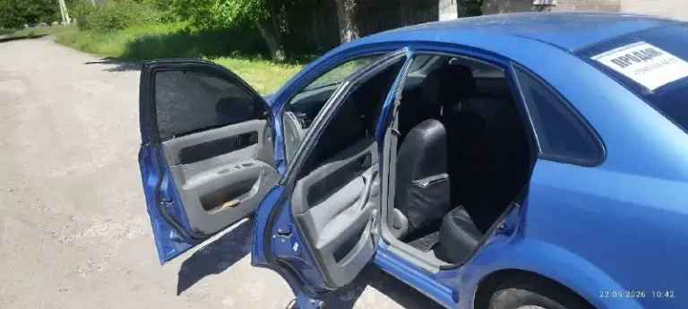 Chevrolet лачетти. 2005г. Пробег 36000от. После кап. Ремонта. Не битая не гнелая. В хорошем состоянии. Один владелец. Цена. 550000 тыс.
+79493296823
📞 Звоните: +7(949)3296823 - фотография - 7