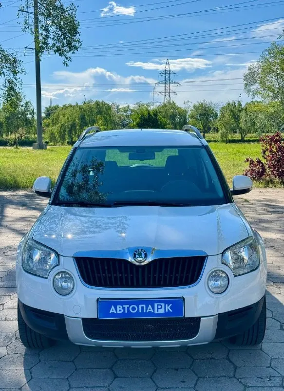🇨🇿 Škoda yeti

💰Цена: 950 000р
🏢Город: мариуполь
📅Год выпуска: 2012
🧾Пробег: 211 482км.
⚙️Двигатель: 1.8 т
⛽Топливо: бензин
⚙️Кпп: автомат 4x4

📞 Телефон:

+7-949-551-91-52
+7-949-727-41-51
+7-989-263-55-56

💾 Описание:

Yeti — компактный, при. .. M. Org/img/emoji/40/e29c85.png')">✅ полный привод 4x4
✅ Мокрая dsg dq250
✅ Отличное состояние
Как внешне, так и технически

✅ Отличная комплектация:
Двух зонный климат-контроль, кожаный мультируль, подогрев передних сидений, электро-зеркала с подогревом, все электро стёкла, abs, airbag, гидроусилитель руля, бортовой компьютер, регулировка сидений водителя и пассажира по высоте, оригинальные литые диски на новой летней резине.

Улица шевченко 2️⃣6️⃣9️⃣

➕Автомобиль с пройденным техническим осмотром и готов к переоформлению.

🏦 Возможна продажа в кредит по двум документам. - фотография - 1