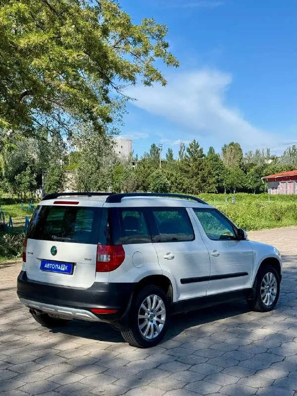🇨🇿 Škoda yeti

💰Цена: 950 000р
🏢Город: мариуполь
📅Год выпуска: 2012
🧾Пробег: 211 482км.
⚙️Двигатель: 1.8 т
⛽Топливо: бензин
⚙️Кпп: автомат 4x4

📞 Телефон:

+7-949-551-91-52
+7-949-727-41-51
+7-989-263-55-56

💾 Описание:

Yeti — компактный, при. .. M. Org/img/emoji/40/e29c85.png')">✅ полный привод 4x4
✅ Мокрая dsg dq250
✅ Отличное состояние
Как внешне, так и технически

✅ Отличная комплектация:
Двух зонный климат-контроль, кожаный мультируль, подогрев передних сидений, электро-зеркала с подогревом, все электро стёкла, abs, airbag, гидроусилитель руля, бортовой компьютер, регулировка сидений водителя и пассажира по высоте, оригинальные литые диски на новой летней резине.

Улица шевченко 2️⃣6️⃣9️⃣

➕Автомобиль с пройденным техническим осмотром и готов к переоформлению.

🏦 Возможна продажа в кредит по двум документам. - фотография - 5