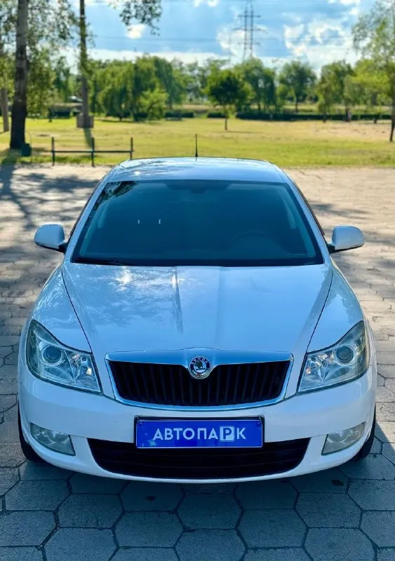 🇨🇿 Skoda octavia a5

💰Цена: 900 000р
🏢Город: мариуполь
📅Год выпуска: 2010
🧾Пробег: 211 559км.
⚙️Двигатель: 1.6
⛽Топливо: бензин
⚙️Кпп: автомат

📞 Телефон:

+7-949-551-91-52
+7-949-727-41-51
+7-989-263-55-56

💾 Описание:

Продам легенду донба. .. Кузов лифтбек
✅ Ни намёка на коррозию
✅ Отличное состояние
Как внешне, так и технически

✅ Отличная комплектация:

Двух зонный климат-контроль, кожаный руль, линзы, подогрев передних сидений, электро-зеркала с подогревом, все электро стёкла, abs, airbag, бортовой компьютер, гидроусилитель руля, регулировка сидений водителя и пассажира по высоте, красивые литые диски audi, android магнитола с камерой заднего вида

Улица шевченко 2️⃣6️⃣9️⃣

➕Автомобиль с пройденным техническим осмотром и готов к переоформлению.

🏦 Возможна продажа в кредит по двум документам. - фотография - 2