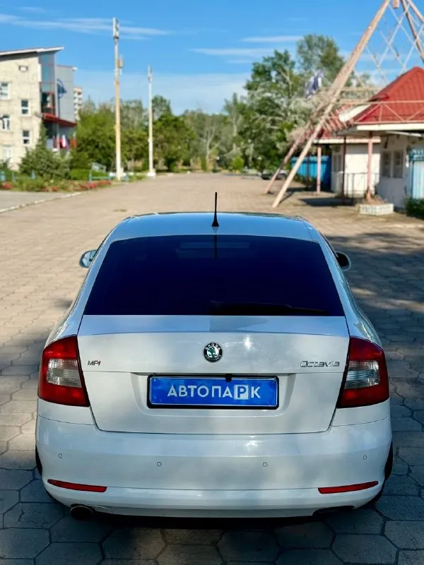 🇨🇿 Skoda octavia a5

💰Цена: 900 000р
🏢Город: мариуполь
📅Год выпуска: 2010
🧾Пробег: 211 559км.
⚙️Двигатель: 1.6
⛽Топливо: бензин
⚙️Кпп: автомат

📞 Телефон:

+7-949-551-91-52
+7-949-727-41-51
+7-989-263-55-56

💾 Описание:

Продам легенду донба. .. Кузов лифтбек
✅ Ни намёка на коррозию
✅ Отличное состояние
Как внешне, так и технически

✅ Отличная комплектация:

Двух зонный климат-контроль, кожаный руль, линзы, подогрев передних сидений, электро-зеркала с подогревом, все электро стёкла, abs, airbag, бортовой компьютер, гидроусилитель руля, регулировка сидений водителя и пассажира по высоте, красивые литые диски audi, android магнитола с камерой заднего вида

Улица шевченко 2️⃣6️⃣9️⃣

➕Автомобиль с пройденным техническим осмотром и готов к переоформлению.

🏦 Возможна продажа в кредит по двум документам. - фотография - 5